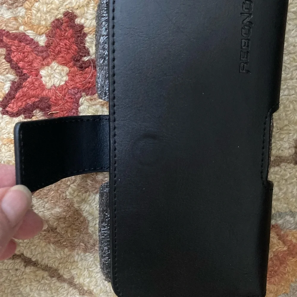 Cell Phone case by Rebono - belt clip, black faux leather — NEW